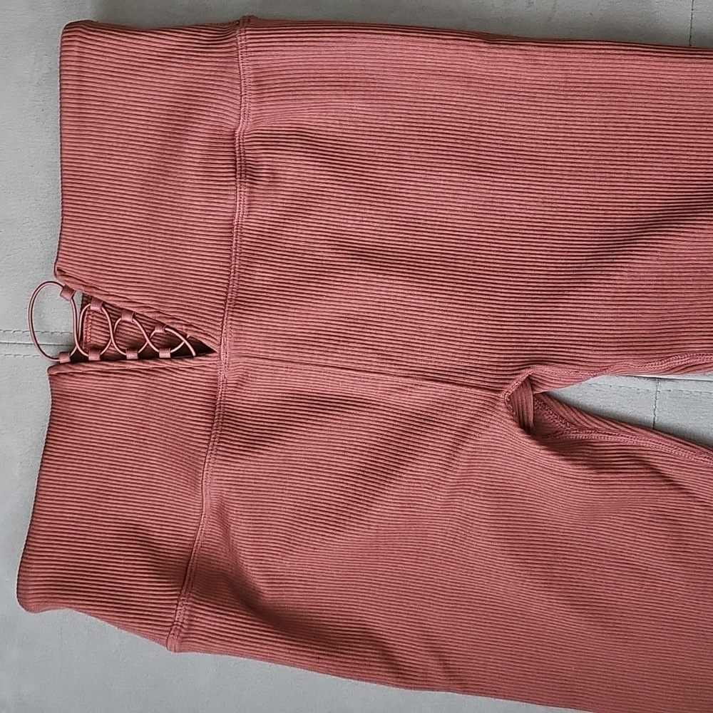 Fabletics Cherry Mocha Ribbed Leggings - Picture 7 of 9